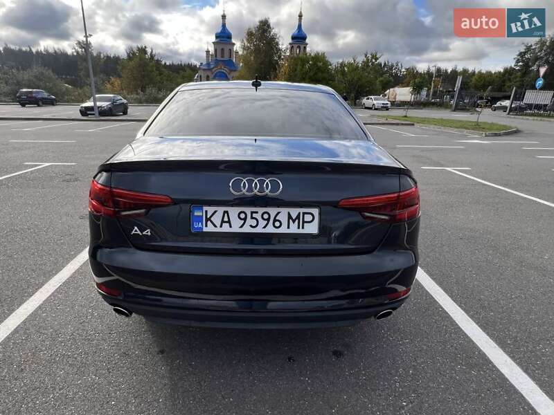 Седан Audi A4 2016 в Киеве