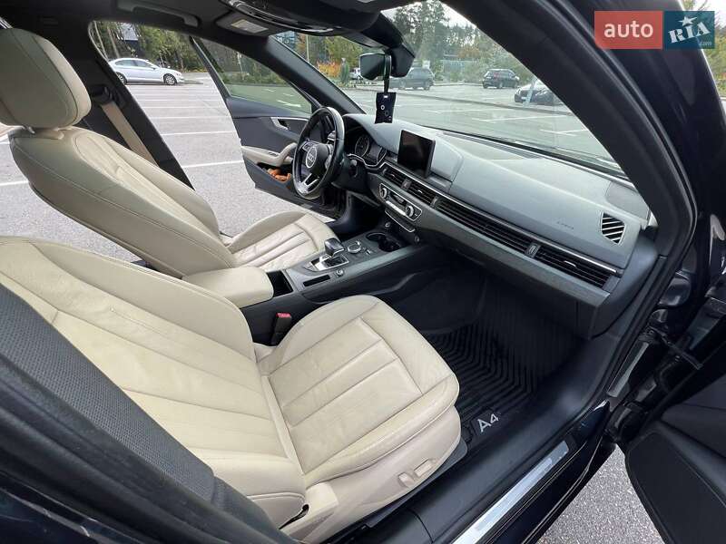 Седан Audi A4 2016 в Киеве
