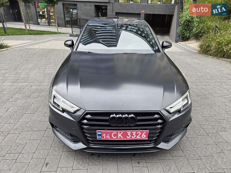 Седан Audi A4 2018 в Львові