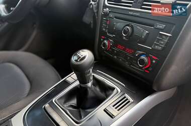 Седан Audi A4 2012 в 