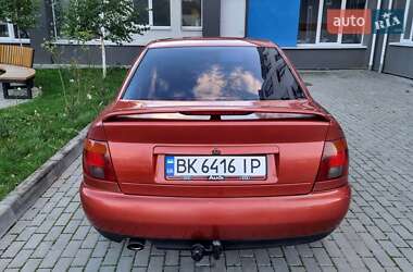 Седан Audi A4 1996 в 