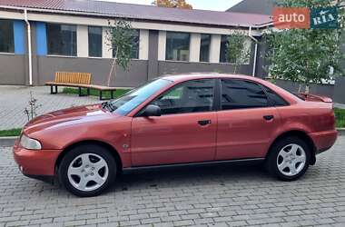 Седан Audi A4 1996 в 