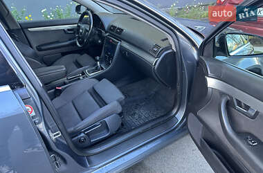 Седан Audi A4 2004 в 