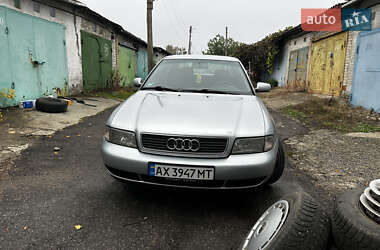 Седан Audi A4 1999 в 