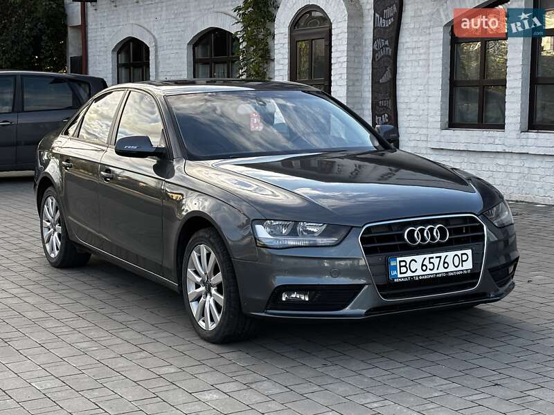 Седан Audi A4 2013 в Красилові