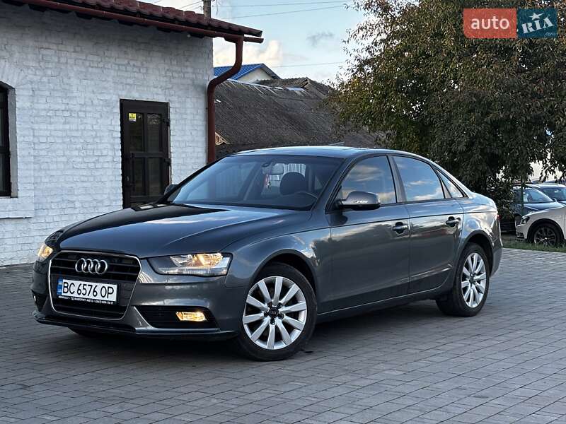 Седан Audi A4 2013 в Красилові