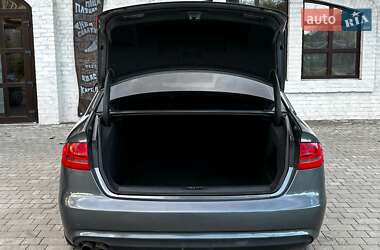 Седан Audi A4 2013 в 