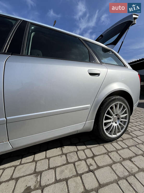 Універсал Audi A4 2002 в Сокирянах