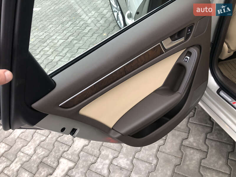 Седан Audi A4 2015 в Вінниці