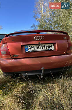 Седан Audi A4 1995 в  фото 17 Седан Audi A4 1995 в