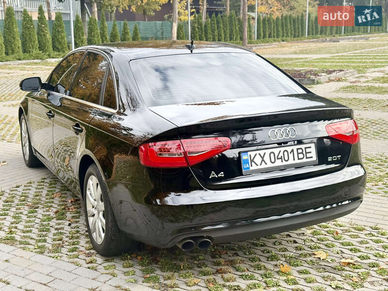 Седан Audi A4 2012 в Харькове