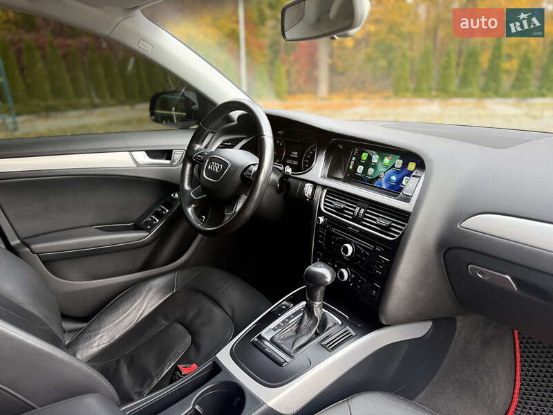 Седан Audi A4 2012 в Харькове