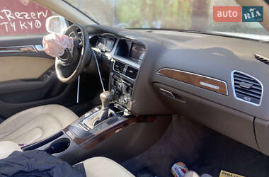Седан Audi A4 2015 в 