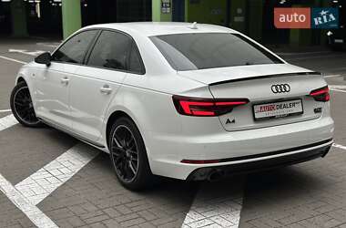Седан Audi A4 2017 в 