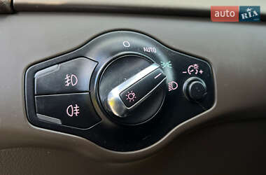 Седан Audi A4 2012 в 