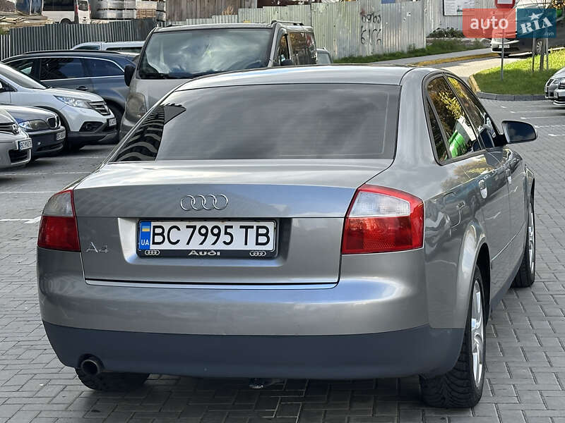 Седан Audi A4 2002 в Львові