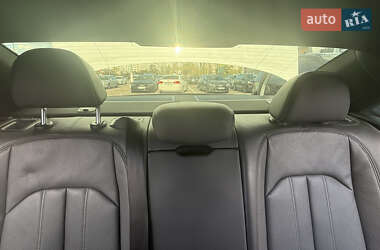 Седан Audi A4 2018 в 