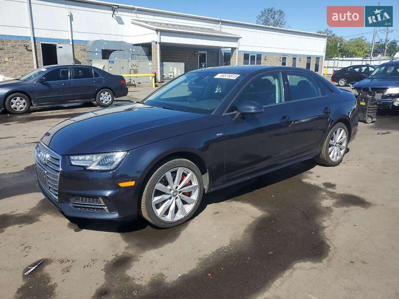 Седан Audi A4 2018 в 