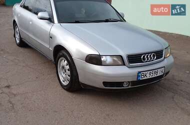 Седан Audi A4 1999 в Ровно