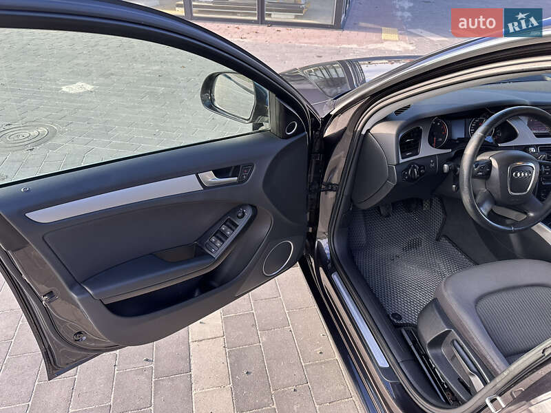 Универсал Audi A4 2009 в Городке фото 32 Универсал Audi A4 2009 в Городке