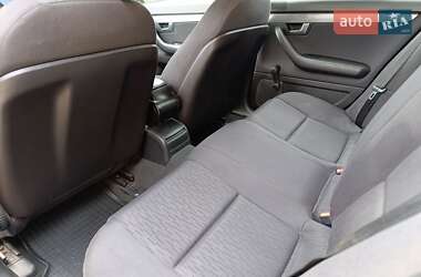Седан Audi A4 2004 в  фото 20 Седан Audi A4 2004 в
