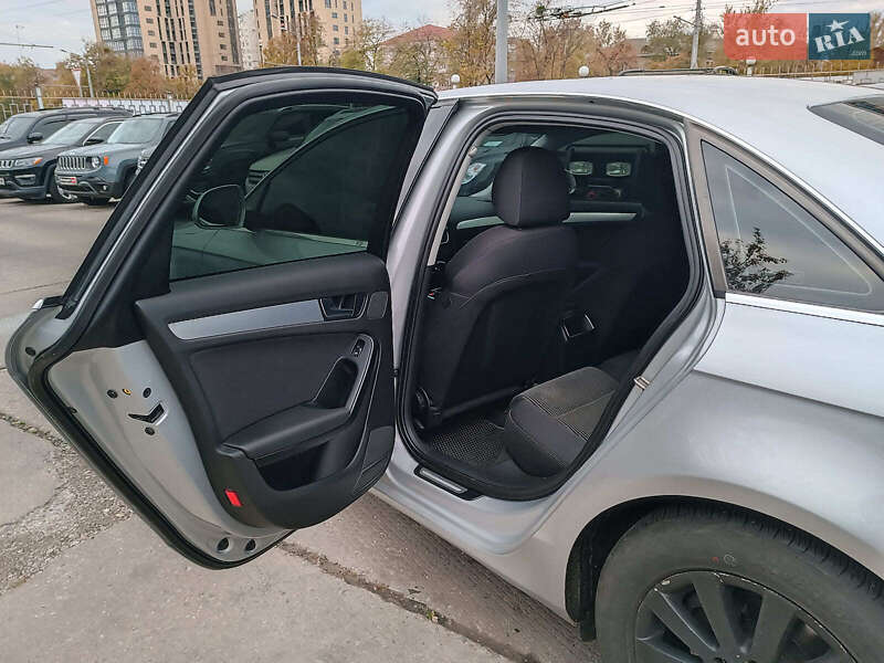 Седан Audi A4 2008 в Харькове