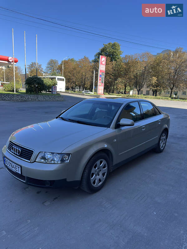 Седан Audi A4 2003 в Збаражі