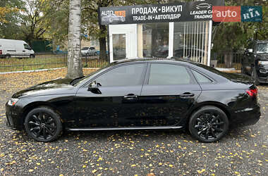 Седан Audi A4 2022 в 