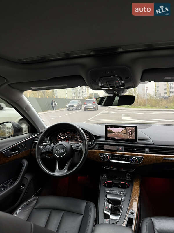 Седан Audi A4 2016 в Львове