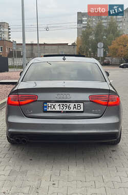 Седан Audi A4 2015 в 