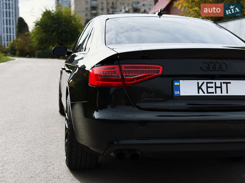 Седан Audi A4 2013 в Киеве
