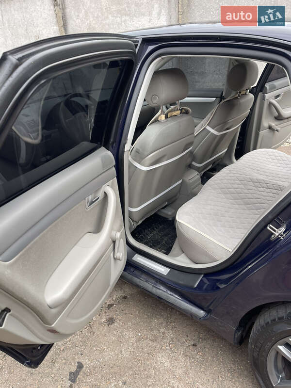 Седан Audi A4 2005 в Киеве