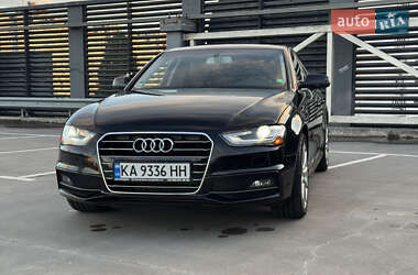 Седан Audi A4 2015 в 
