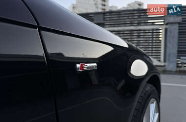 Седан Audi A4 2015 в 