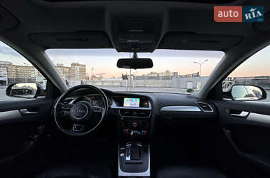 Седан Audi A4 2015 в 
