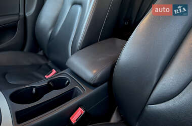 Седан Audi A4 2015 в 