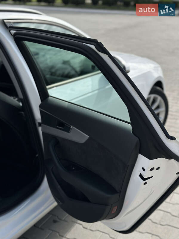 Универсал Audi A4 2017 в Измаиле