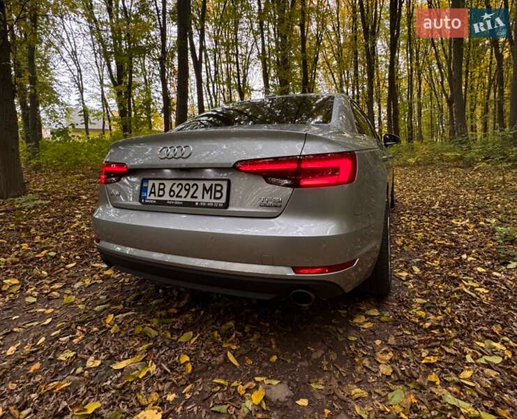 Седан Audi A4 2016 в Вінниці