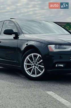 Седан Audi A4 2013 в 