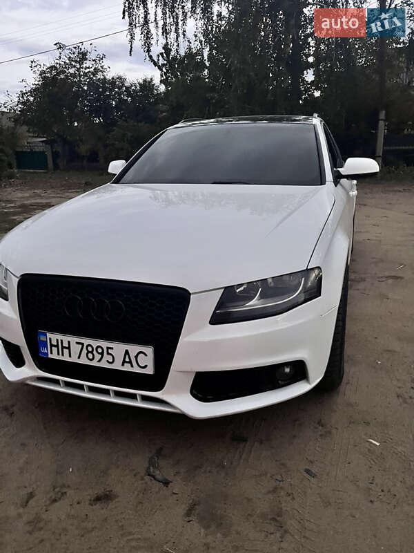 Универсал Audi A4 2009 в Веселинове