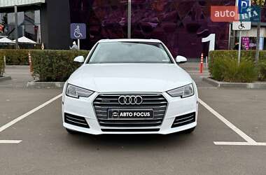 Седан Audi A4 2015 в 