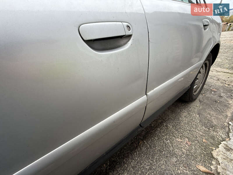 Седан Audi A4 1999 в Києві