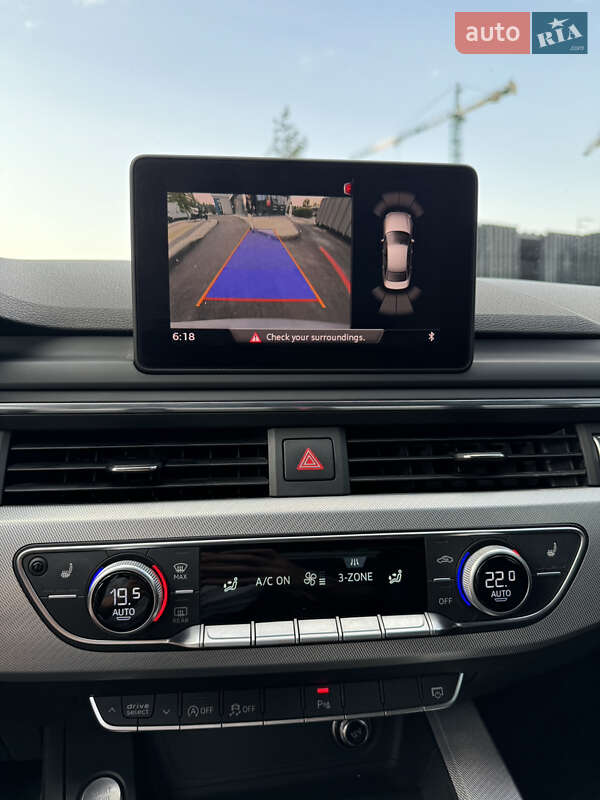 Седан Audi A4 2016 в Киеве