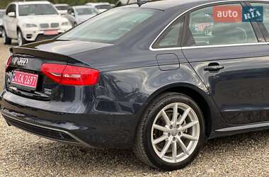 Седан Audi A4 2015 в 