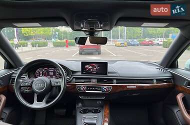 Седан Audi A4 2016 в 