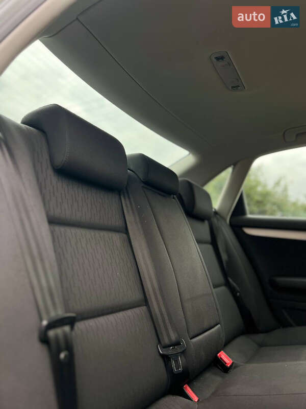 Седан Audi A4 2006 в Вінниці