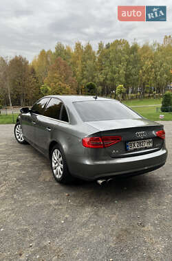 Седан Audi A4 2012 в 
