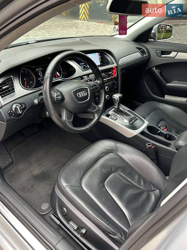 Седан Audi A4 2013 в Харькове
