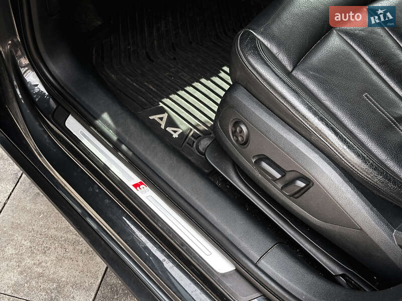 Седан Audi A4 2018 в Ужгороді