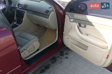 Седан Audi A4 2004 в 